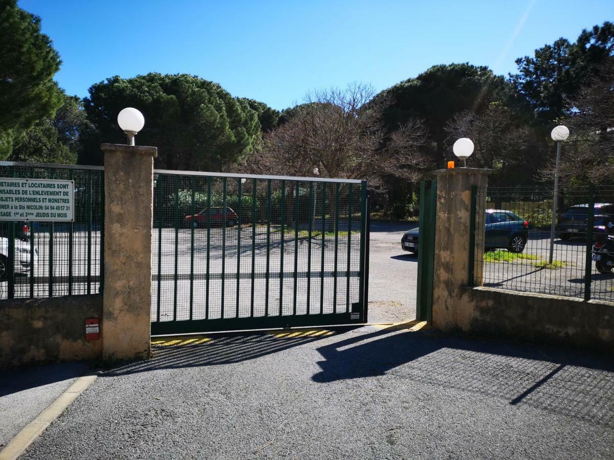 Appartement Sainte-Maxime, Plage De La Nartelle Kültér fotó
